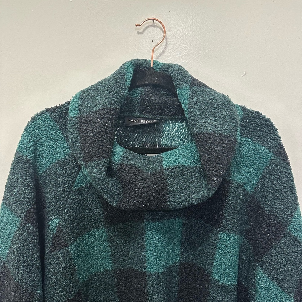 Lane Bryant Green and Black Plaid Cowlneck Pullover Poncho Sz 14/16 - Picture 4 of 7